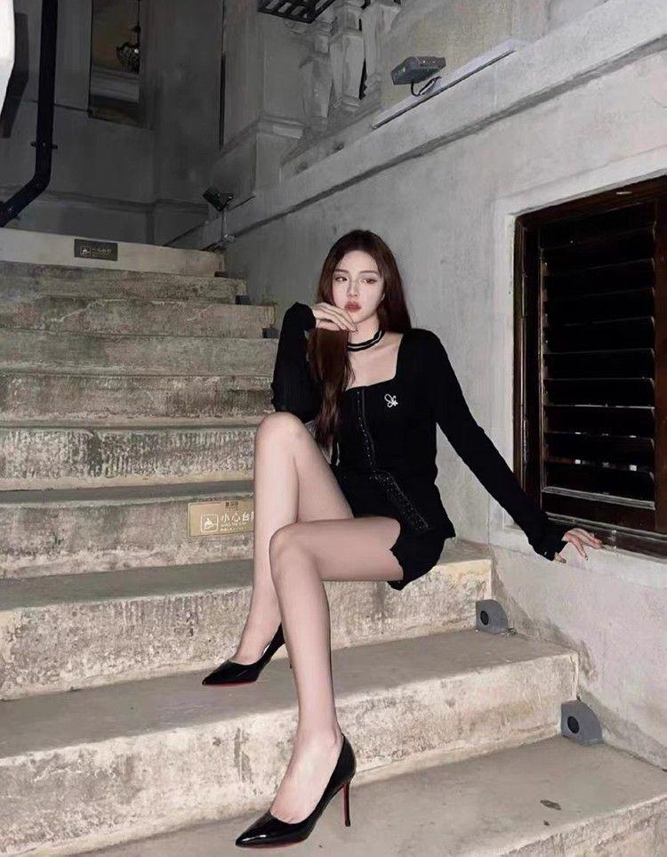 Product Introduction of Giày Cao gót Màu Nude, Gót Nhọn Nữ, Mũi Nhọn, Cắt Nông, Dễ Thương Và Gợi Cảm, Giày Đế Đỏ, Thích Hợp Cho Phụ Nữ Trưởng Thành, Phong Cách Nữ Nghiệp Dư, Hàng Mới Về Mùa Lò Xo Và Mùa Thu, 2024 5