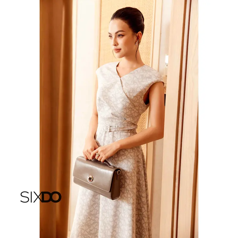 Đầm midi woven cổ V không tay phối đai eo SIXDO (Off White Woven Midi Dress) 3