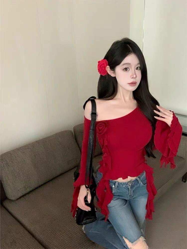 Product Introduction of Áo Phông Màu Đỏ, Thiết Kế Mùa Thu, Một Vai Và Hở Vai, Phong Cách Ngủ Dài, Dành Cho Nữ, Deli Phong Cách Nguyên Chất, Áo Ngắn Bất Đối Xứng Top Women 5