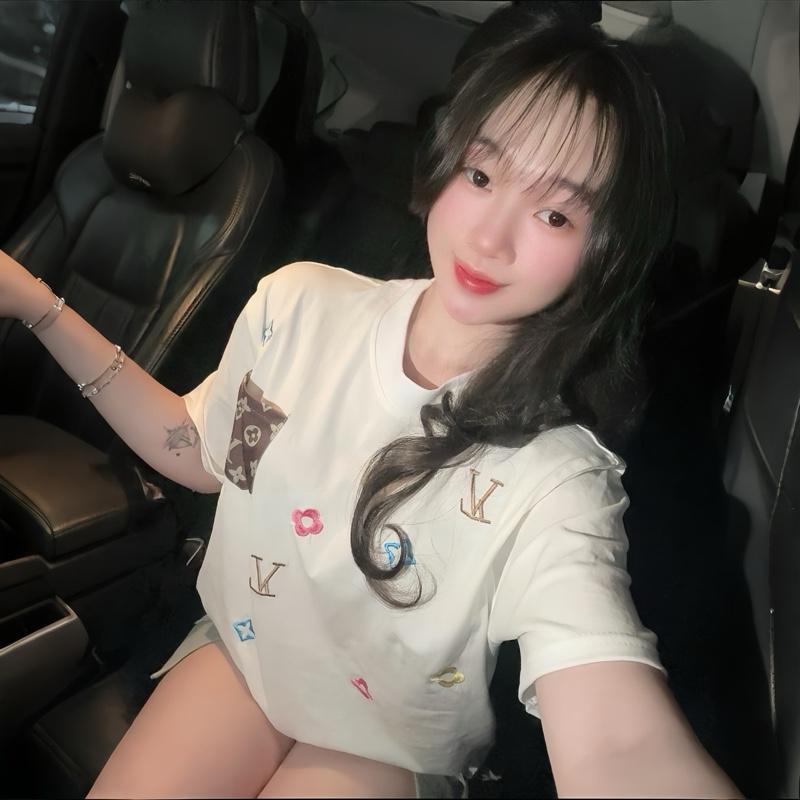 [Deal Tặng Quà] Áo Phông Hoạ Tiết Thêu logo full áo Chất Cotton hai chiều Hottrend Nam Nữ New Bây Zich