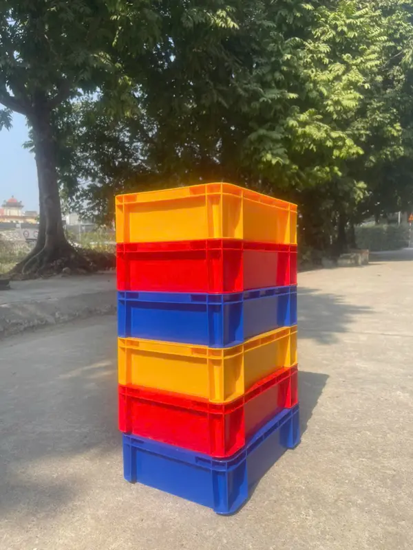 Khay nhựa B12 kt 35x25x10 cm, Khay nhựa đụng linh kiện, bulong, ốc vít 0