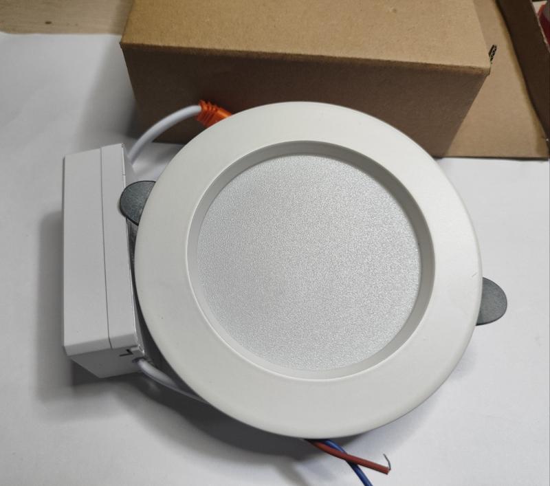  Đèn Downligt 12w lỗ khoét 110 Đèn âm trần phi 110 Đèn led mắt trâu 110 siêu sáng 