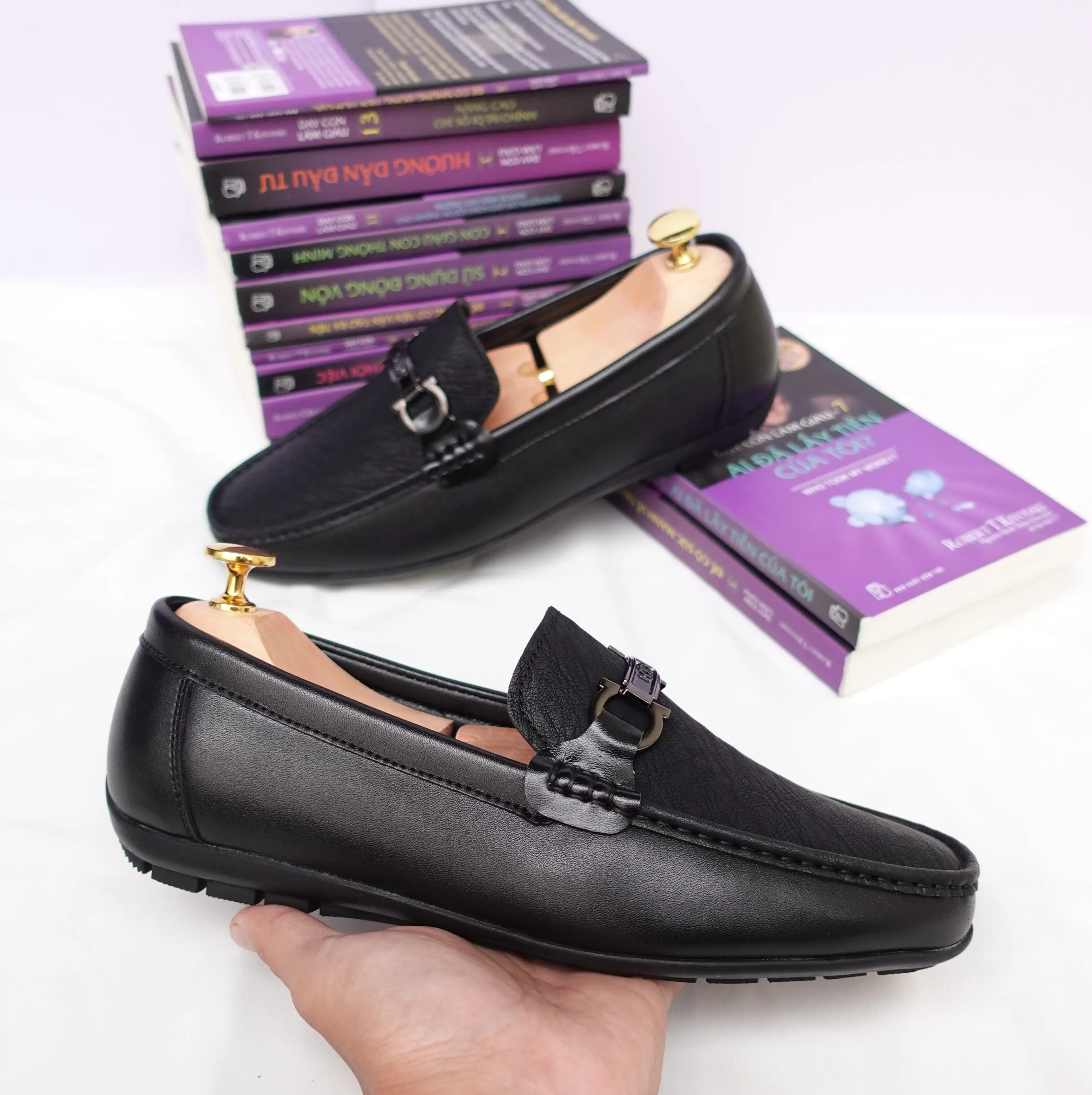 Giày mọi nam dập nhám, đế cao su khâu chỉ khắp mặt đế Đế bằng TONN' Shoes