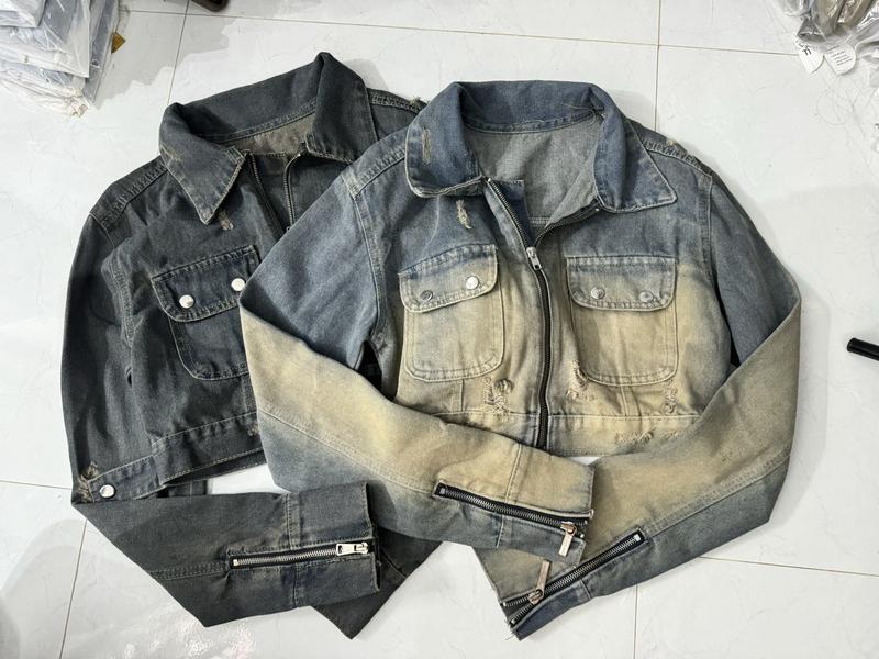 Product Introduction of Áo khoác jeans dây kéo phối túi phối đai khoá kéo tay áo QC cao cấp 3
