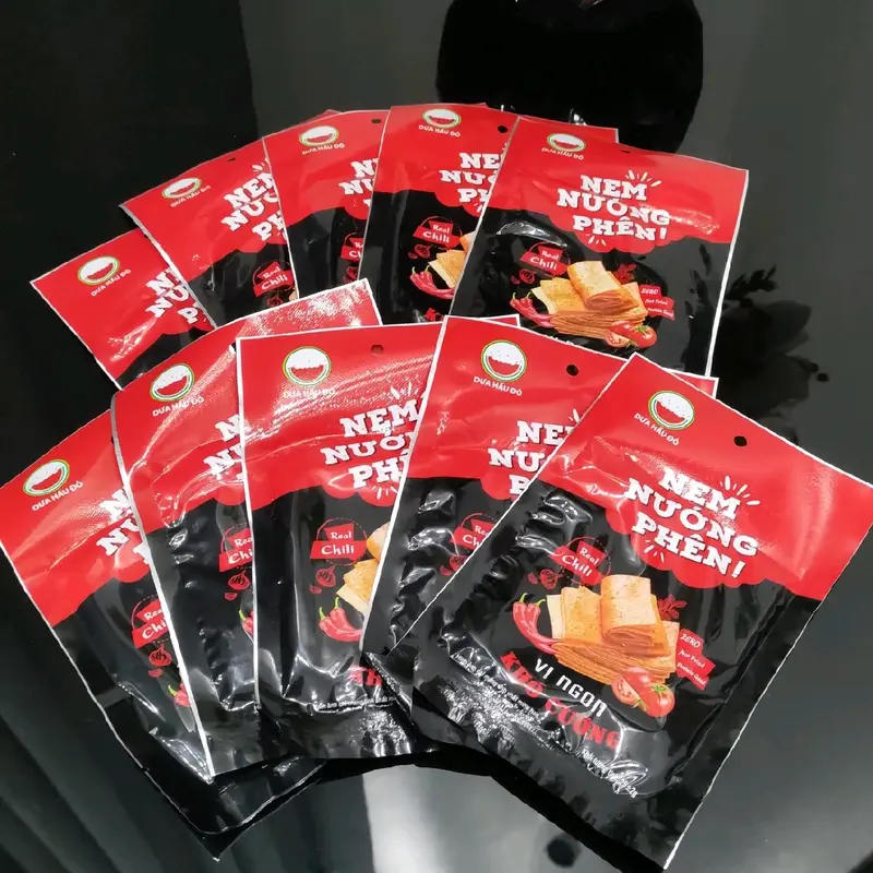 Combo đồ ăn vặt 4 món Snack Bánh Bò kèm Snack nem nướng phên, snack tăm cay đen, snack vòi rồng và 5 sữa chua uống 6