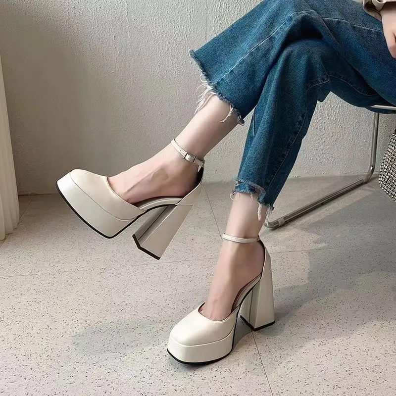 Giày Cao Gót Cho Nữ, Xăng Đan Barbie Có Gót Chunky, Đế Xuồng, Khóa Mũi, Hộp, Mới 3