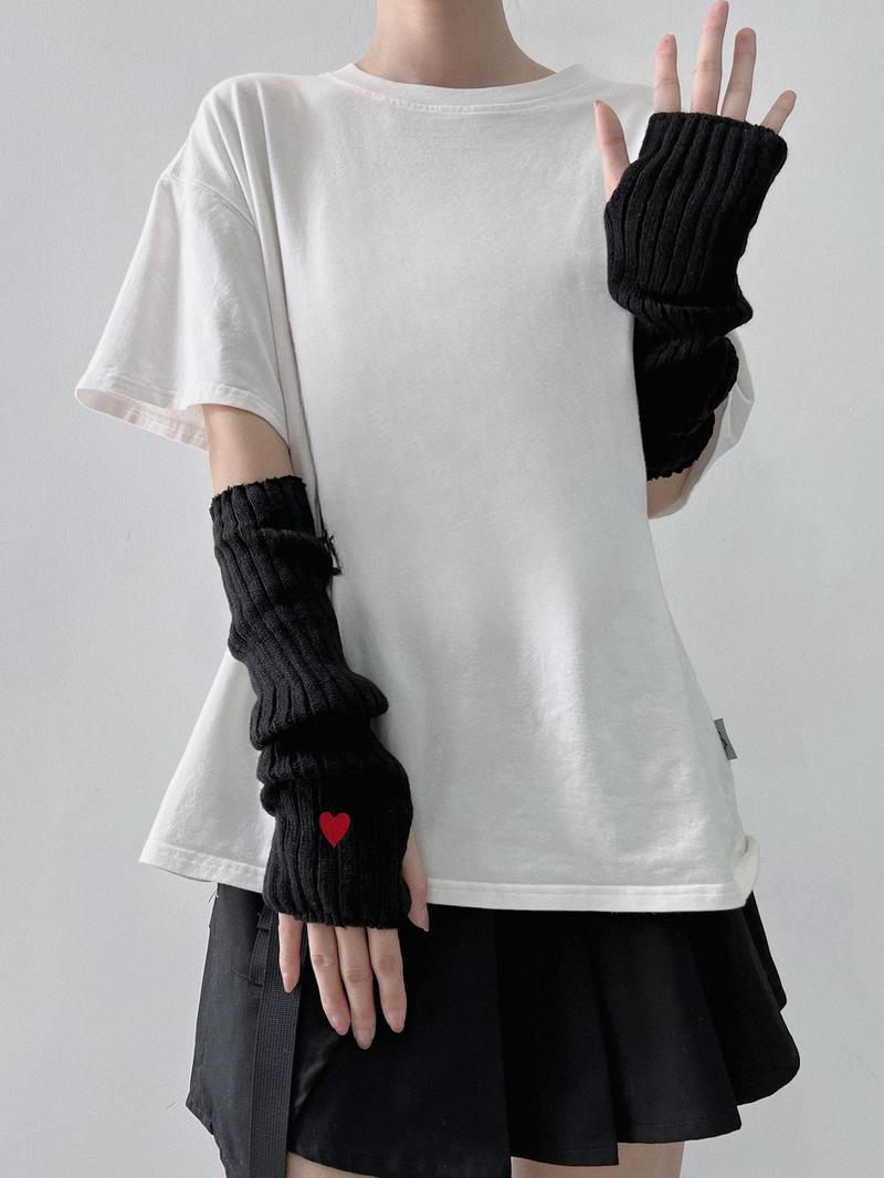 Product Introduction of Women's Cute Heart Embroidery Gloves, Fashionable Casual Trendy Y2K Knitting Arm Warmers, Gift for Sister, Fashionable Accessories for Daily Wear Christmas Gift, Christmas Gifts for Girlfriend, Valentine's Day, Gift 6