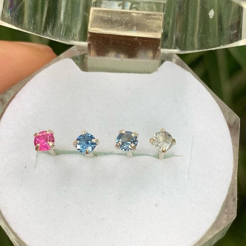 Hoa tai bạc gắn đá Spinel thiên nhiên 3mm nhỏ xinh đá  spinel cobalt 8