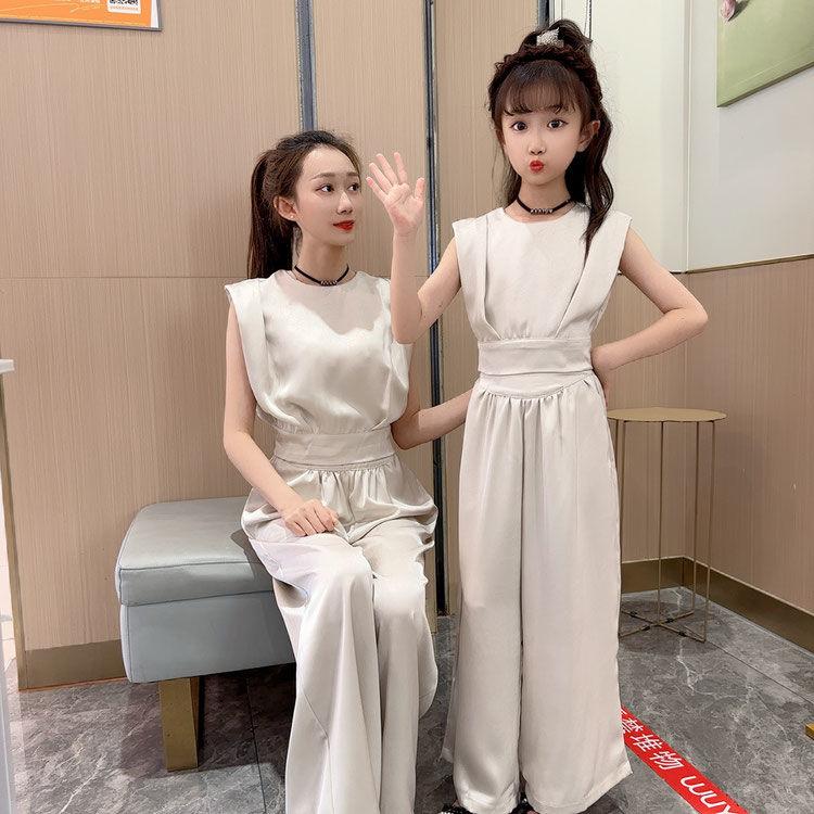 Product Introduction of Bộ Quần Ống Rộng, Thiết Kế Đặc Biệt, Chất Liệu Sa Tanh Mượt Mà, Phong Cách Pháp, Thanh Lịch Và Thời Trang, Phong Cách Hàn Quốc, Thích Hợp Cho Phong Cách Xã Hội Nữ Áo Women Top 3