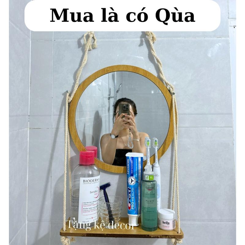 gương trang điểm treo tường, gương tròn viền gỗ 35cm Decor Phòng , tặng kệ decor Trang Trí Nhà mẫu mới , tặng đinh 4 chân không khoan tường, kèm dây thừng và phụ kiện treo. Decor gương bể