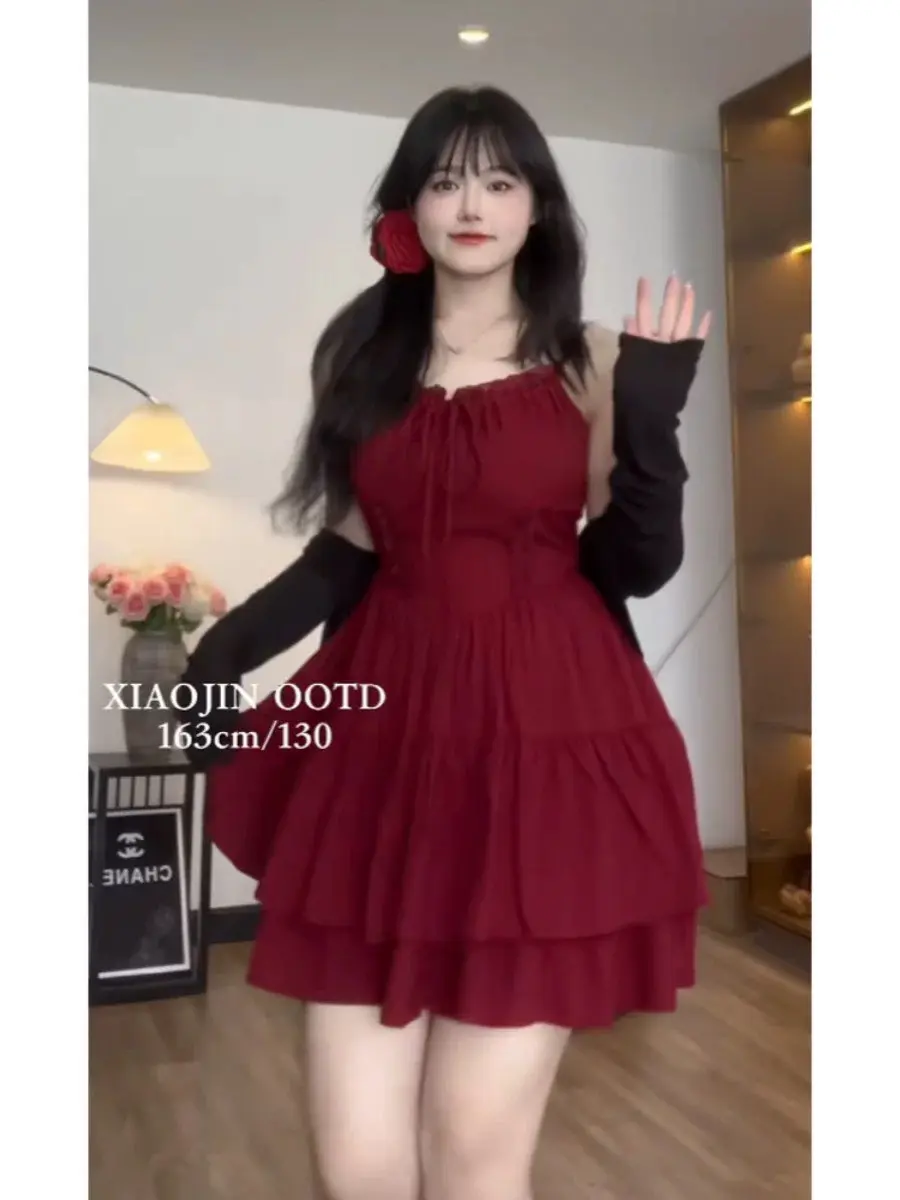 Đầm Hai Dây 3 Tâng Dáng Xòe Hottrend Phong Cách Tiểu Thư Sang Chảnh Có 2 Màu Đỏ Đen Nữ Women
