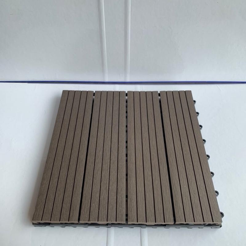Vĩ nhựa giả gỗ trang trí sân vườn ban công, chống trơn trượt dễ vệ sinh 6