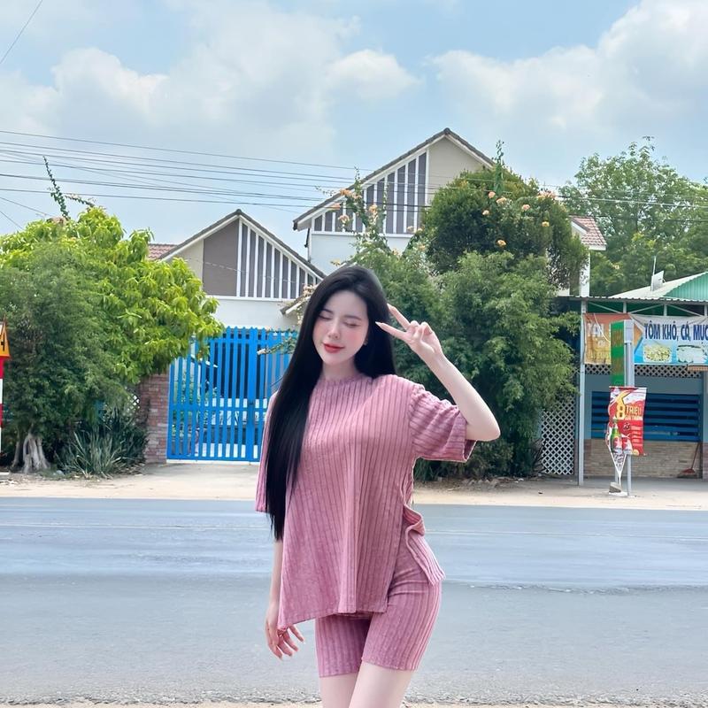 SÉT BỘ LỬNG NGỐ ÔM DÁNG ÁO XẺ TÀ CHẤT GÂN LÔNG CÓ TÚI QUẦN Nữ Women Top