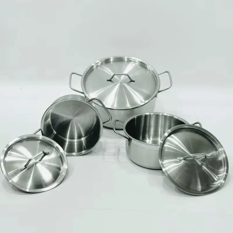 Bộ 3 nồi inox 430 dùng được cho mọi loại bếp, 1 Đáy dày dặn, bắt nhiệt tốt. Hàng cao cấp không cháy xén khi xào nấu đồng vn 1