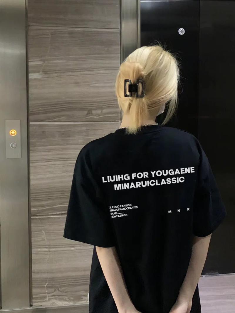 Product Introduction of Áo Thun Form Rộng Cổ Tròn Tay Ngắn in Hình Nơ Chất Liệu Cotton Mềm Mịn Co Dãn 2 chiều Top Women 4