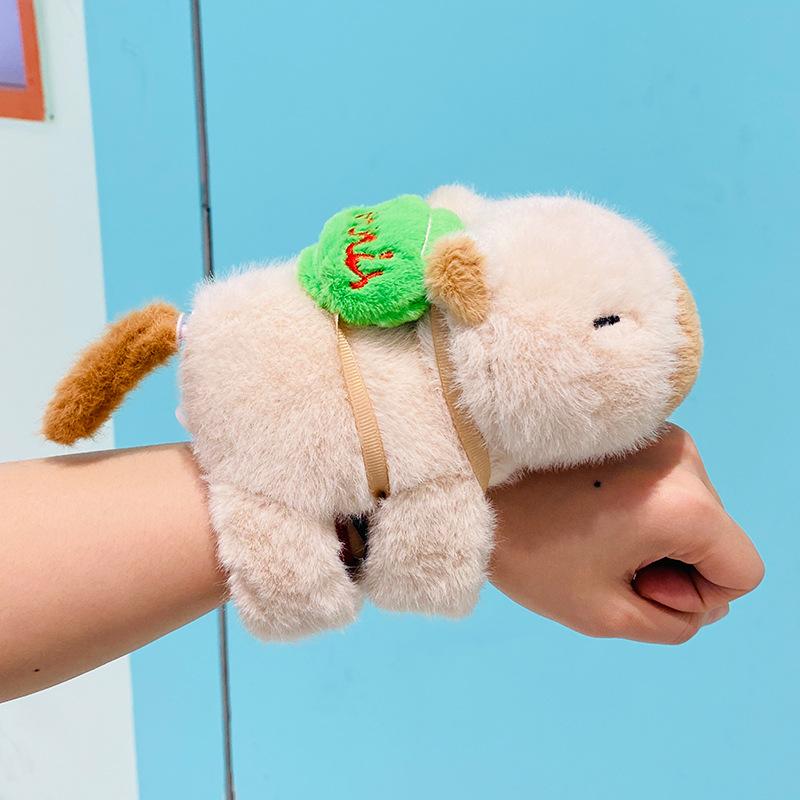 Vòng Tay Chuông, Thiết Kế Capybara, Vòng Tay Cuff Phổ Biến Mới, Thiết Kế Đuôi Xoay, Đồ Chơi Nhồi Bông 2