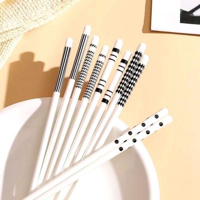 Hộp 5 đôi đũa gốm sứ cao cấp bền đẹp, đũa ăn cơm kháng khuẩn chống mốc không sơn mài 5