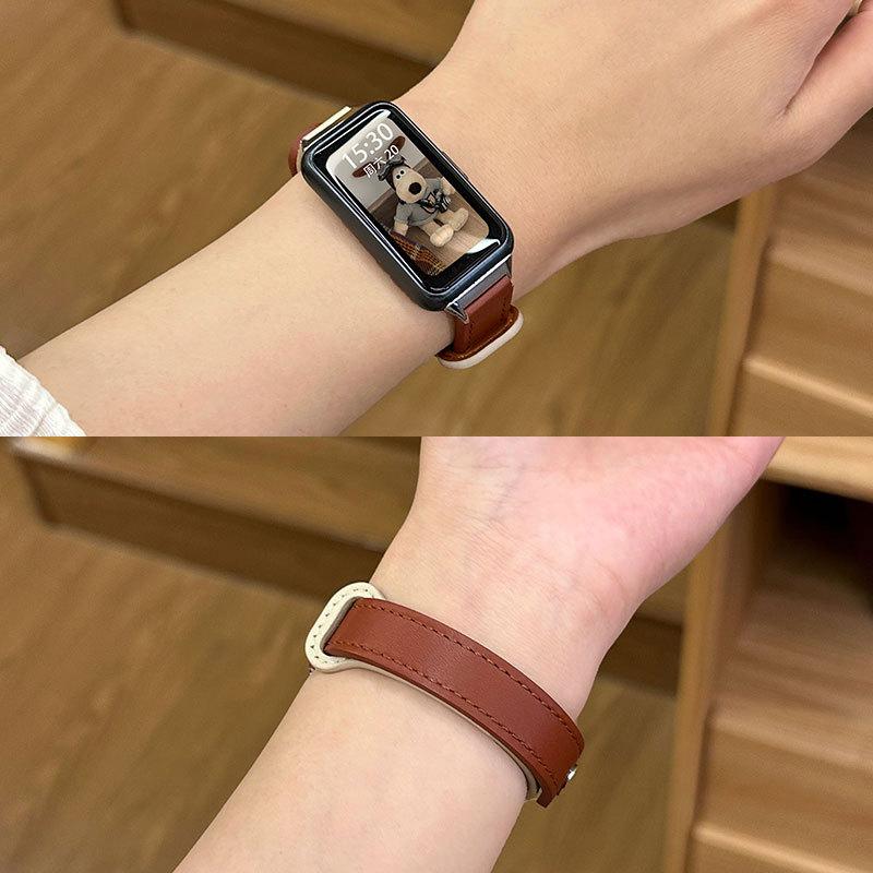 Soft Leather Strap for Huawei Band 10 9 8 Strap Sport Replacement Watchbands Metal Double Nail Buckle Brecelet Wanita Band Wristband Tali Jam Tangan Smartwatch for Huawei Band 10 9 8 NFC