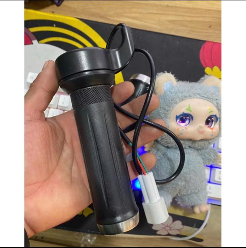 1 đôi tay ga yadea tay ga xe điện xmen neo xe điện x5 siêu rẻ