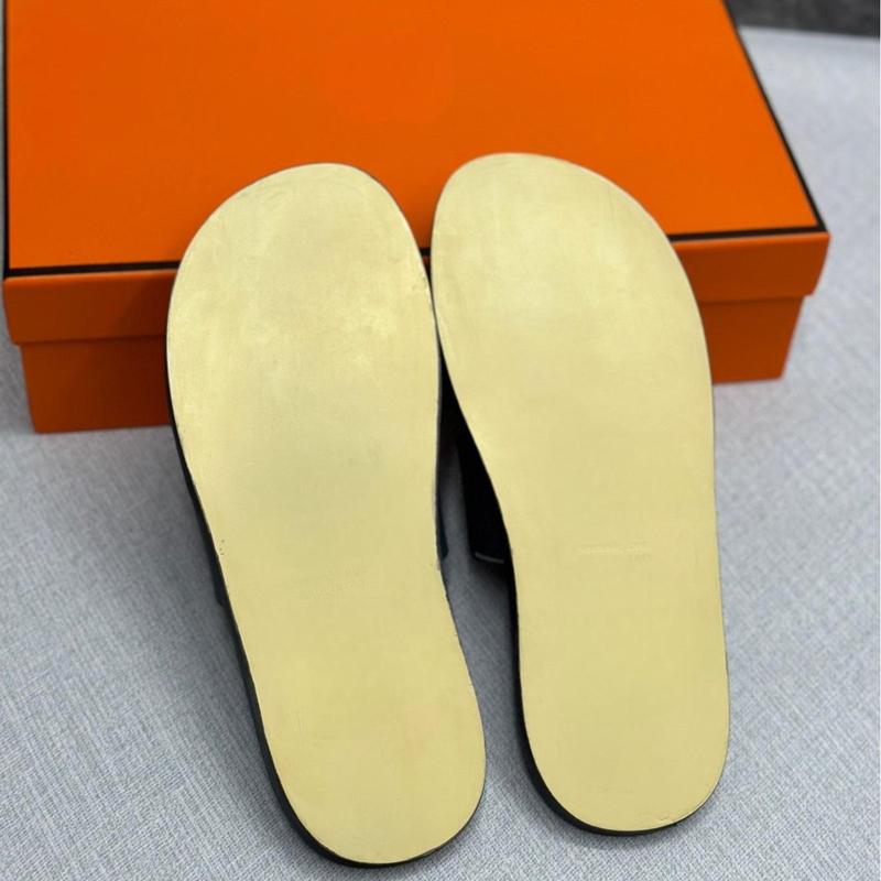 DÉP NAM - SC FORM LIKE AUTT -  FULLBOX - QUAI DA THẬT VÀNG DÀY 4 LI - ĐẾ FIPP SƠN VIỀN ĐEN Đế Bằng Sandal Caro DéP Cao Su Chống Trơn 1