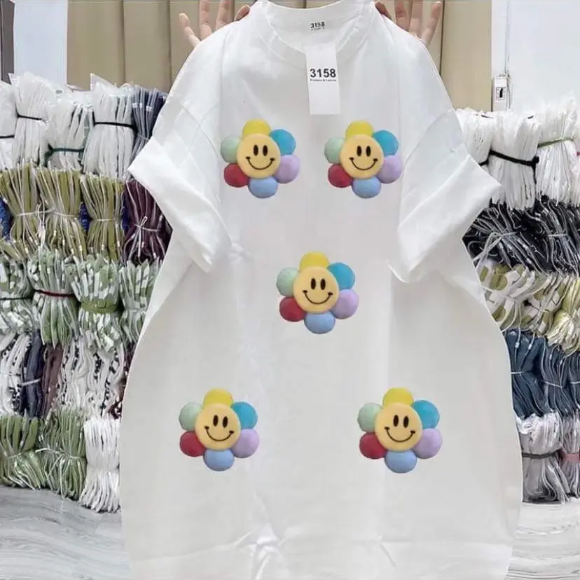 Áo phông 5 bông hoa mặt cười