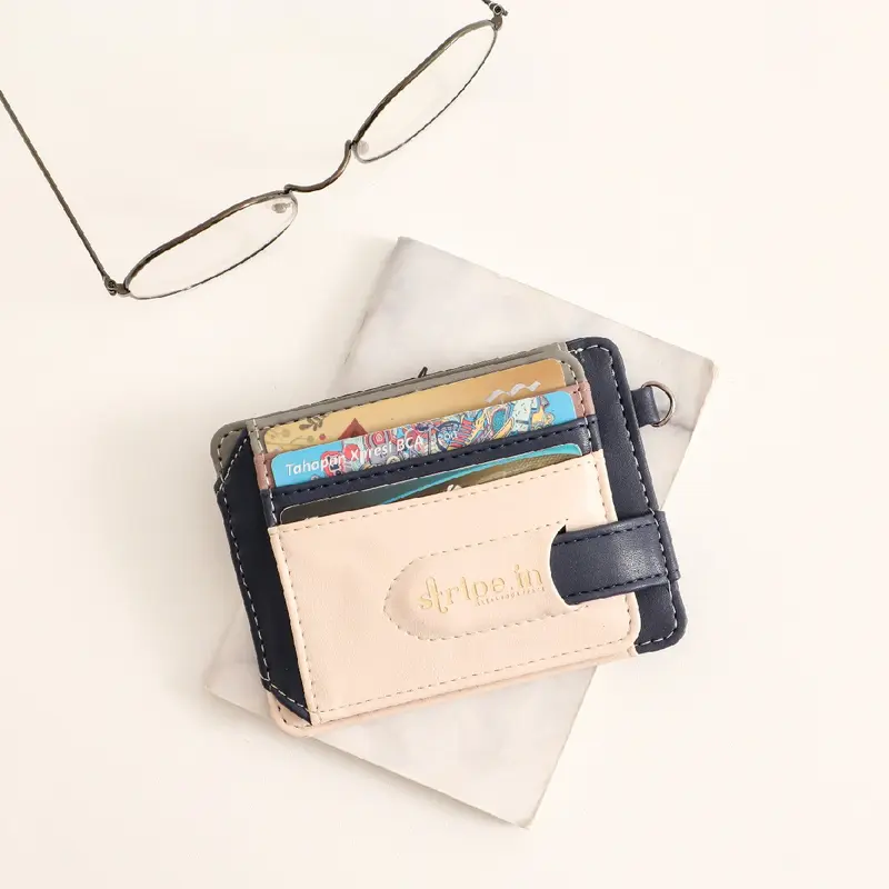 Stripe.In Cardholder - Combi Light Fold 0