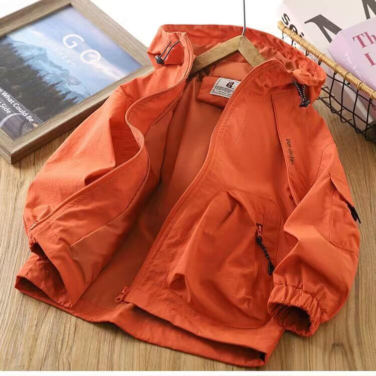 Product Introduction of 2024 Boys' Coat Children's Jacket Autumn Outdoor Clothes Windproof Jacket 2024 Spring and Autumn New Boys' Hooded Jacket 4