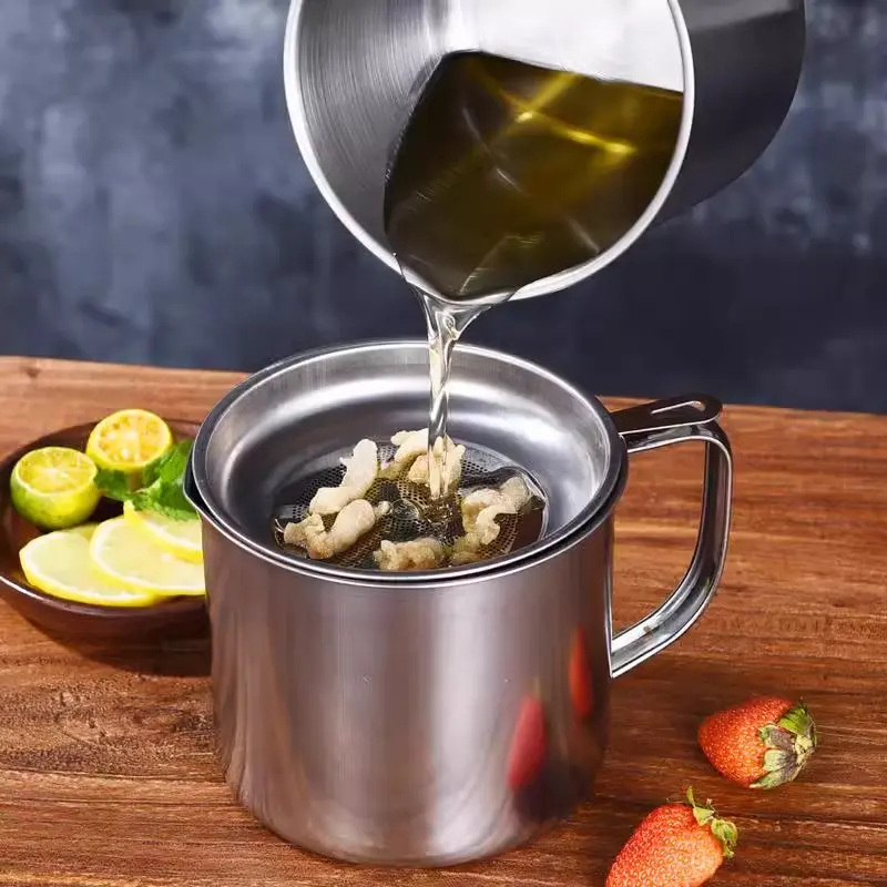 ready stock 1.3L large sus304 stainless steel oil strainer pot can container with strainer Filter Kitchen Reuse Utensils Reusable stainlesssteel oils trainer oilcontainer with Lid used  oil