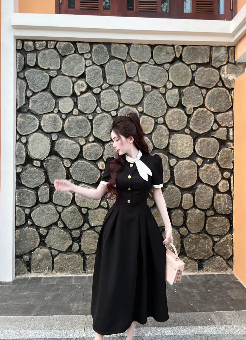 Product Introduction of Đầm dự tiệc công sở dáng dài phối nơ tặng tag đá sang trọng FLIP DRESS Nữ Women Kem Cotton Sen 8