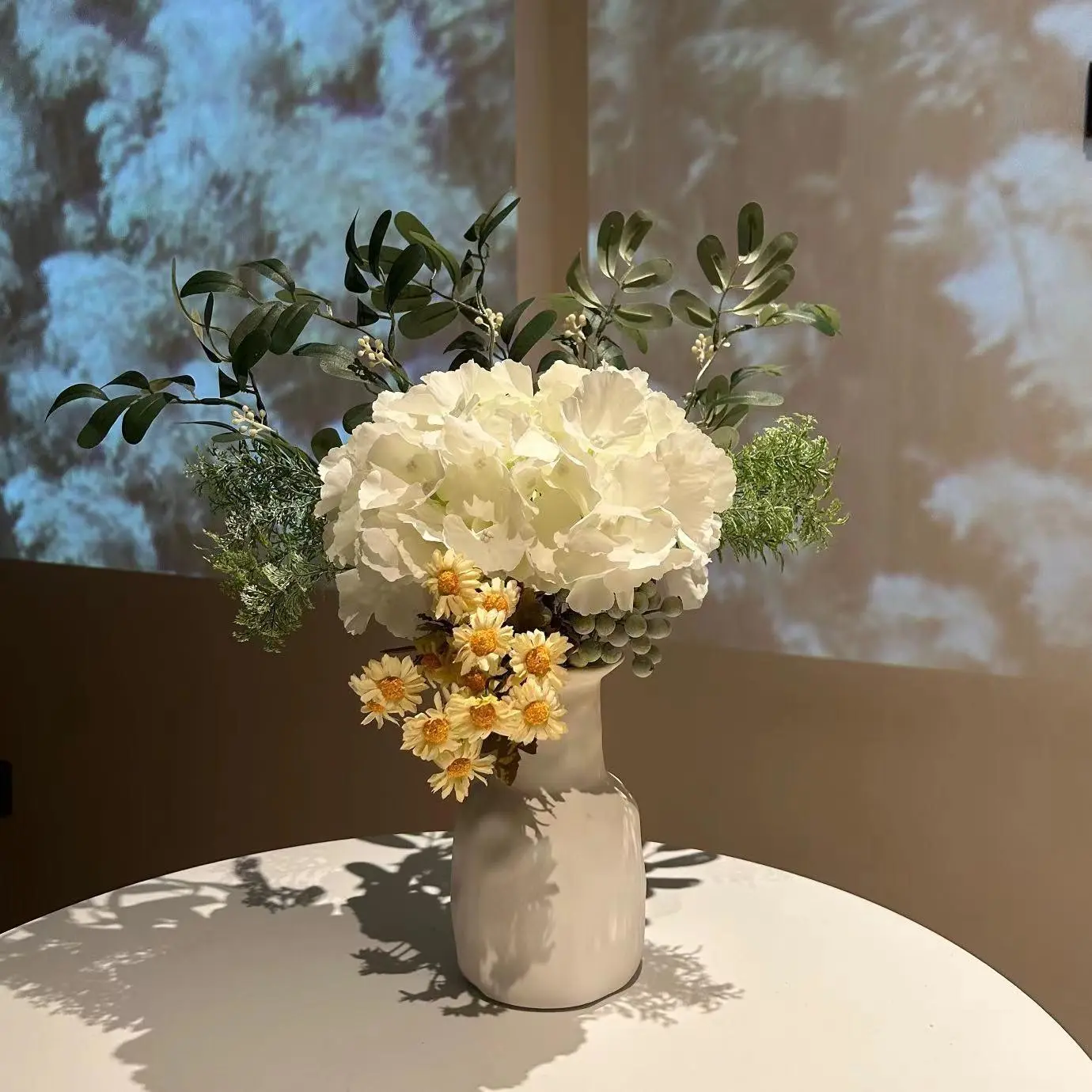 Light Luxury High-End Bouquet with Vase Hydrangea Green Plant Emulational Flower and Silk Flower Desktop Living Room Dining Table Niche Mori Style Ornaments