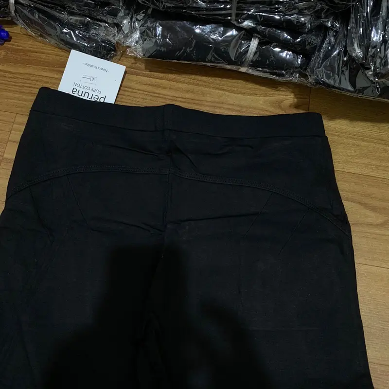 Legging Ôm gọn Màu đen nâng V3 túi zip Nữ 8