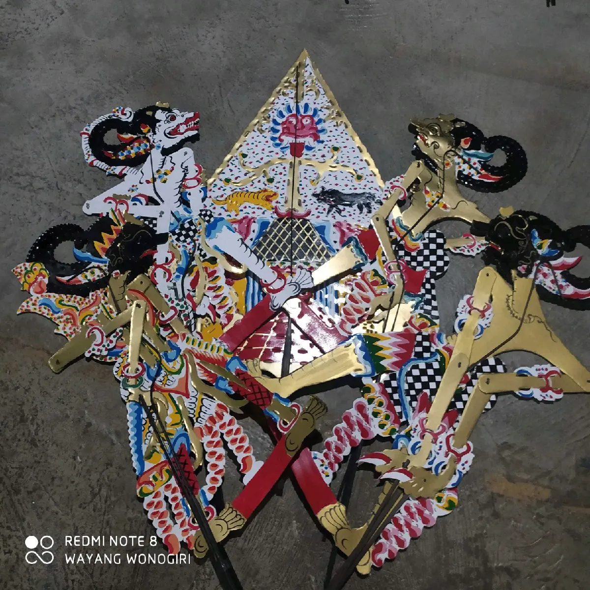 paket 5 wayang,, gunung,Bima, ontoseno, Gatotkaca,Anoman dll ukuran pentas kertas