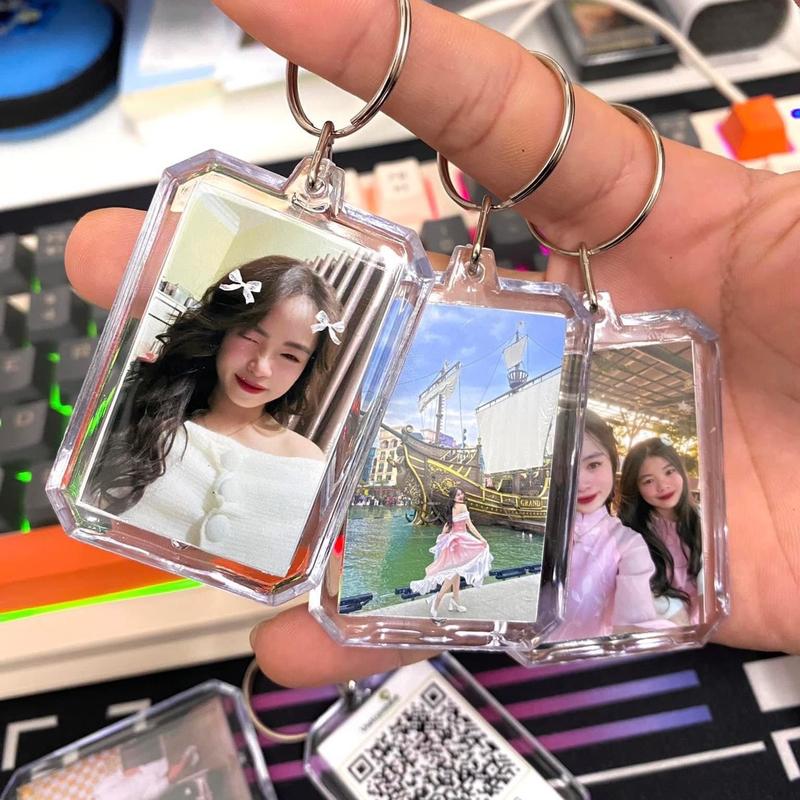 Móc khoá in hình theo yêu cầu, in được 2 mặt khác nhau