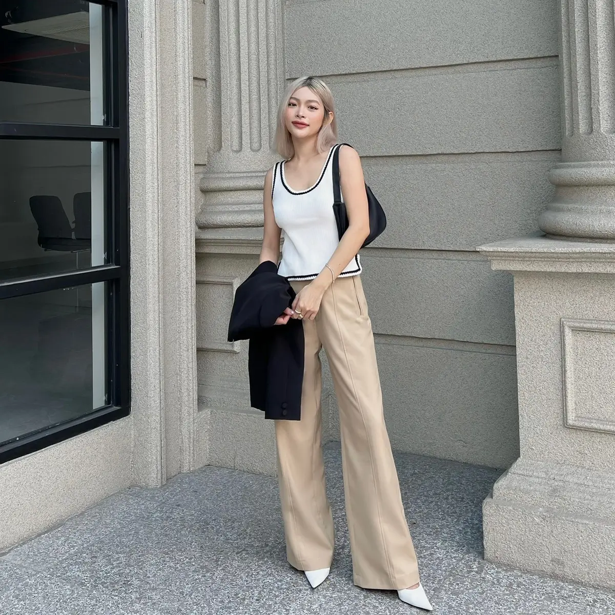 GARDEROBE-Quần Khaki túi xéo  by Garderobe