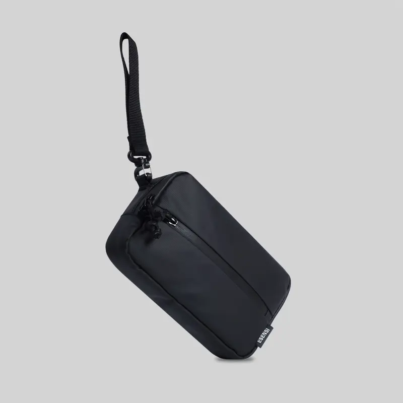 Apex Sling Pouch | Handbag Pria | Clutch Bag Pria 2