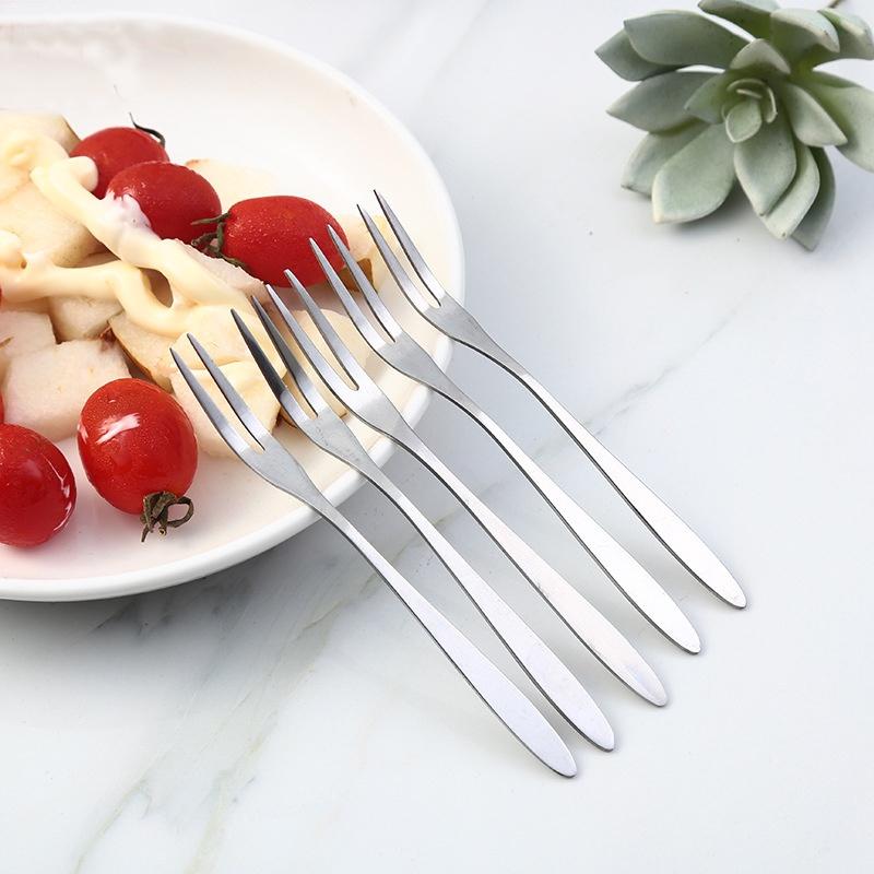Nĩa Ăn Trái Cây Tiện Lợi Bằng Thép Không Gỉ 2