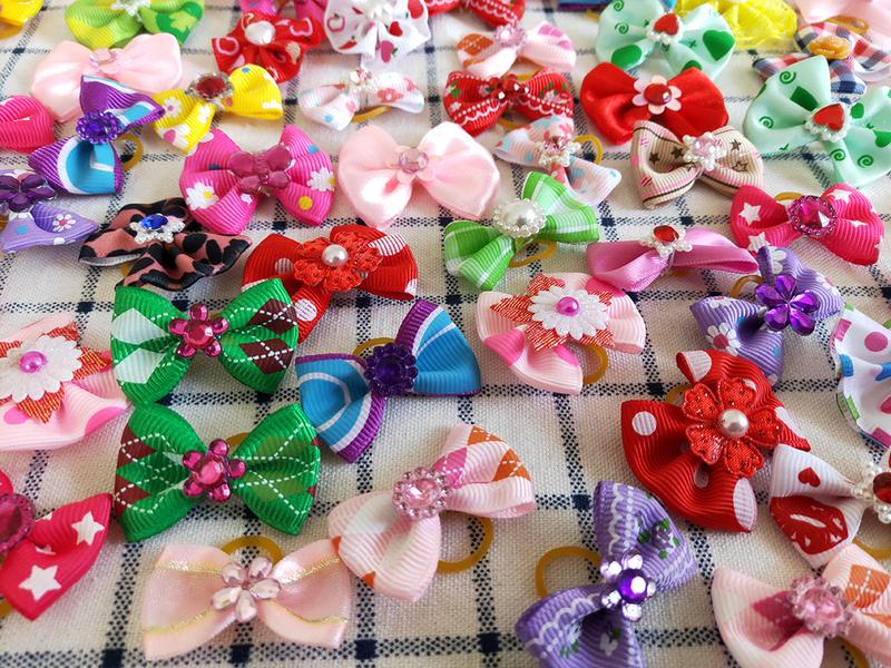 Product Introduction of 50/100 pcs New Pet Pet Dog Cat Hair Bows Rubber Bands Rubber Bands Diamond Dog Accessories Small Dog Pet Supplies Cute 8