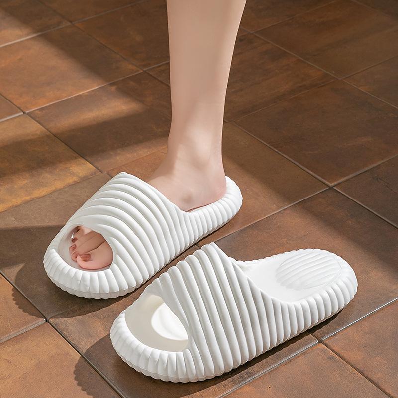 Stepping on Poop Feeling Slippers for Women, Summer Indoor Home Thick Sole Non-Slip EVA Couple Sandals, Men's Summer Outdoor Wear 3