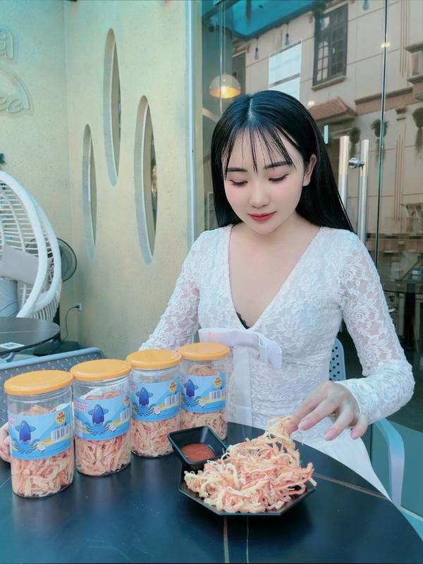 Khô Mực H0g - ấp Cốt Dừa Foodie 18Hương Vị Biển Đảo, Thơm Ngon 0