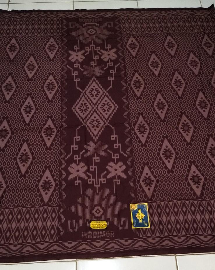 Product Introduction of Sarung Wadimor Bali Motif Terbaru Full Kembang Sarung  Standar Dewasa 4