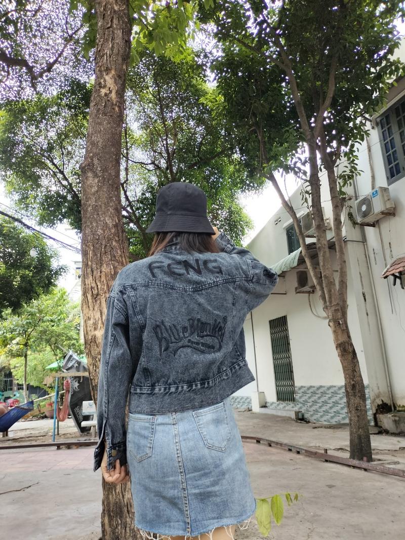 Product Introduction of [TÚI TRONG- 40 75] TopÁo khoác jean nữ thêu feng phong cách XÁM CHUỘT tôn dáng  from vừa Jacket cực xinh Women free size 40 75 kg 6
