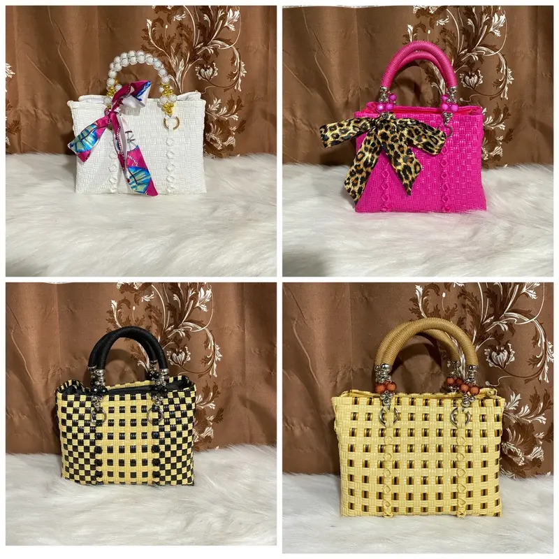 KIMMY BAG Tas Jali Sultan Size S Berfuring dilengkapi dengan aksesoris wanita 1