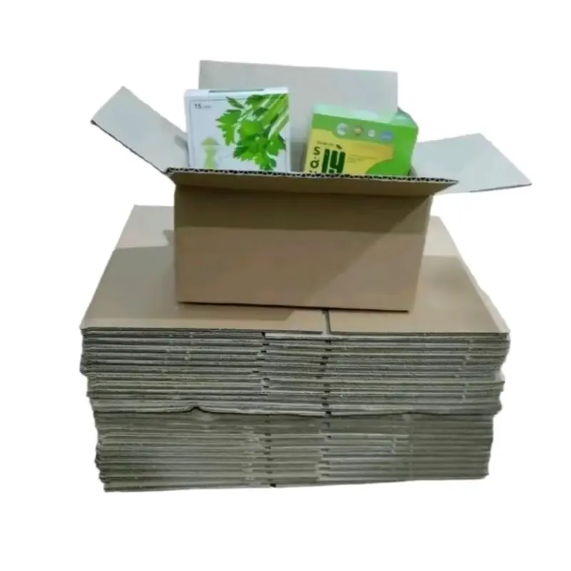Hộp giấy đóng gói SON LY màu xanh+Cần xanh kích thước 20*15*8cm dùng để đựng hàng hóa chất liệu caton dày bền.