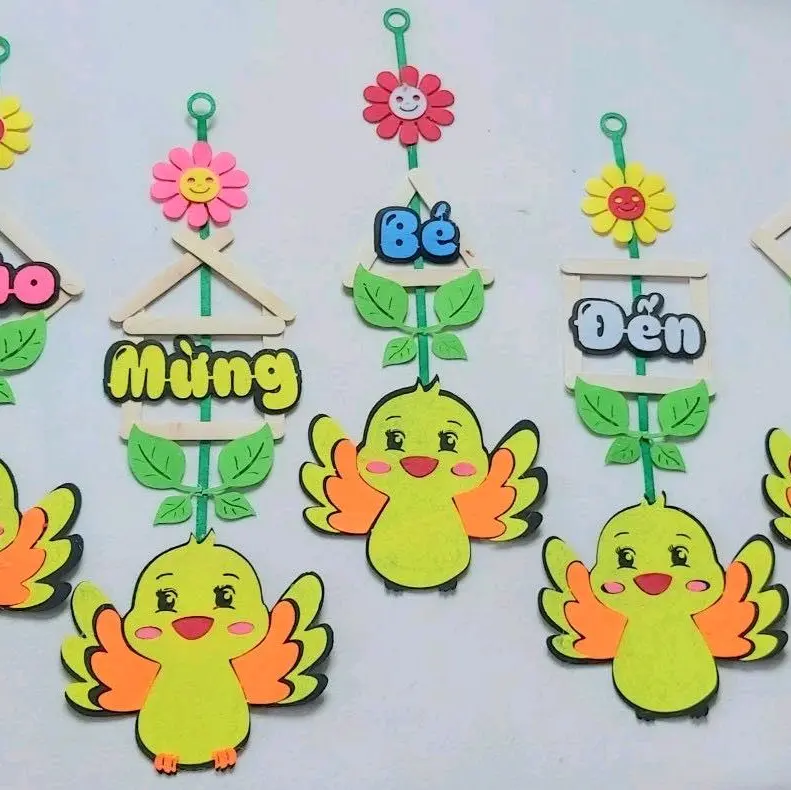 rèm treo cửa có khẩu hiệu                ......