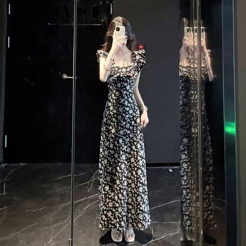 Black Shivering Dress Female 2024 Summer New French Style Temperament Romantic Backless Small Man Fairy Long Skirt Casual Womenswear Lingerie Comfort Floral Short Sleeve