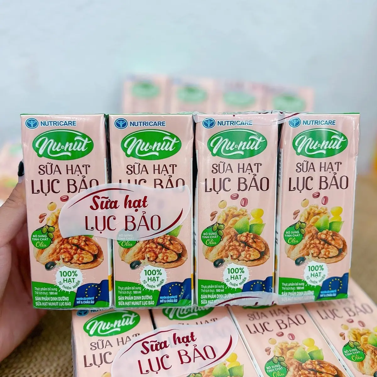 Sữa tươi uống hạt dinh dưỡng lục bảo 180ml