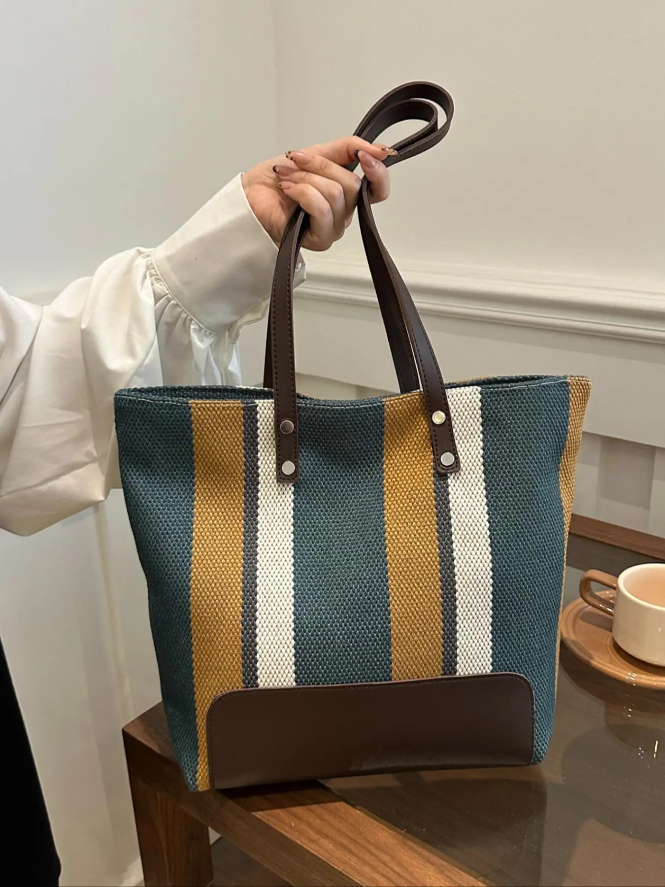 Women's Fashionable Colorblock Striped Pattern Tote Bag, Casual Large Capacity Shoulder Bag for Daily Commute, Perfect Gift for Office Staff and Students