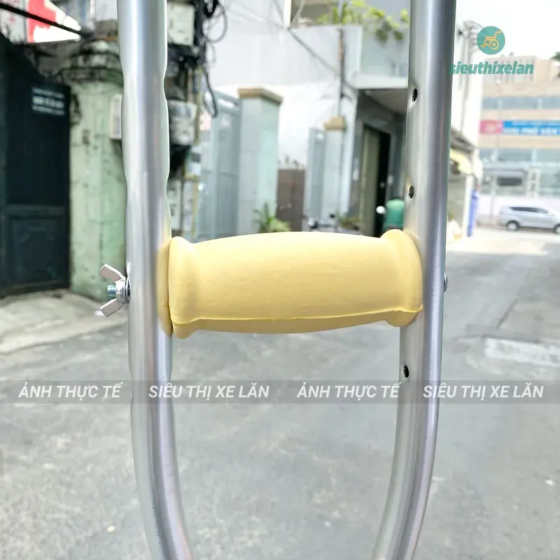 Nạng Chống Nách Nhôm/Inox OROMI Chắc Chắn Có Đế Cao Su Chống Trơn Trượt Dành Cho Người Lớn 7