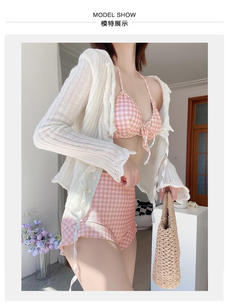 Product Introduction of Áo Tắm, Cho Bé Gái Và Phụ Nữ, Bộ Đồ Hai Mảnh Xẻ Tà Mùa Hè, Bikini Kẻ Sọc Tươi Mới, Phong Cách Pháp Gợi Cảm, Thích Hợp Cho Mùa Mùa Xuân Nóng Bỏng, Áo Tắm 3