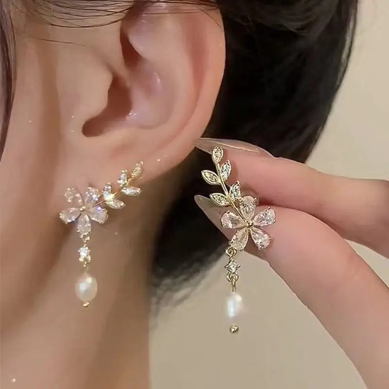 BÔNG TAI NGUYỆT QUẾ SANG CHẢNH HN241 2